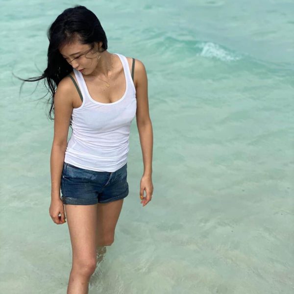 小島瑠璃子